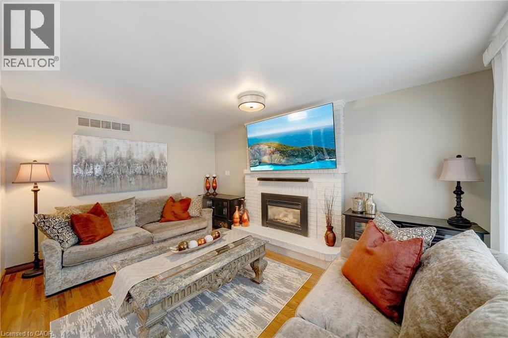 22 Caswell Drive, Hamilton, Ontario  L9C 7N2 - Photo 15 - 40796230