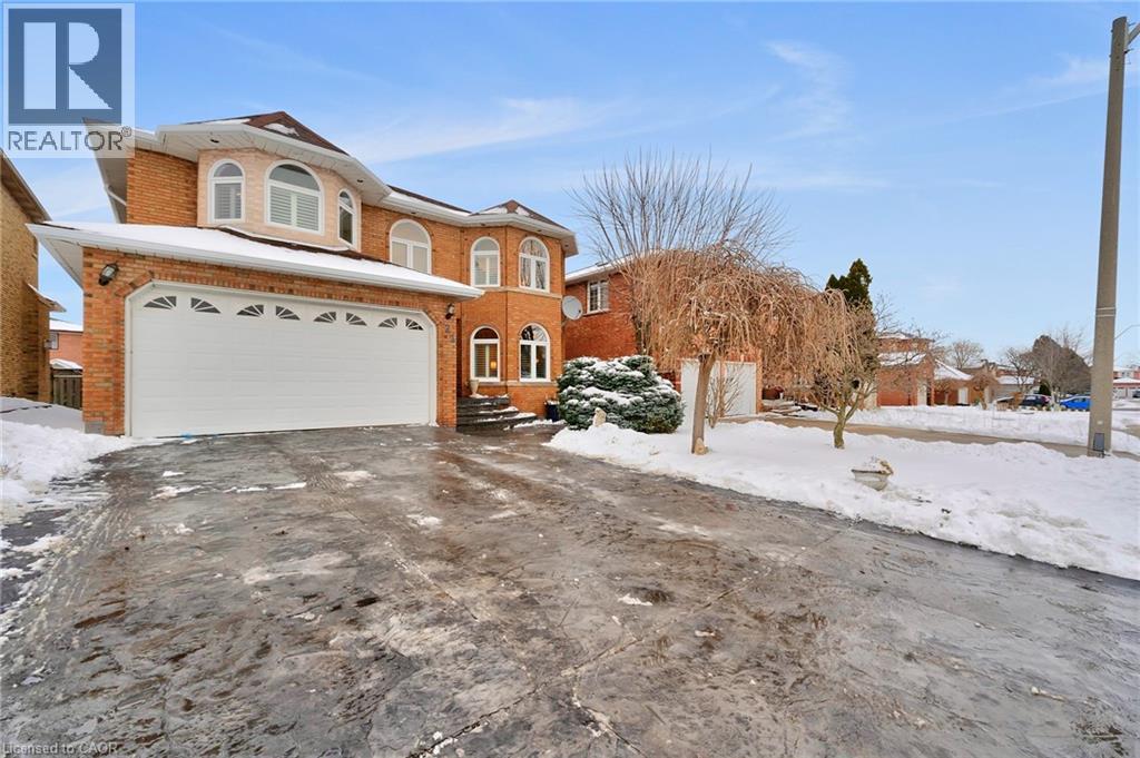 22 Caswell Drive, Hamilton, Ontario  L9C 7N2 - Photo 2 - 40796230