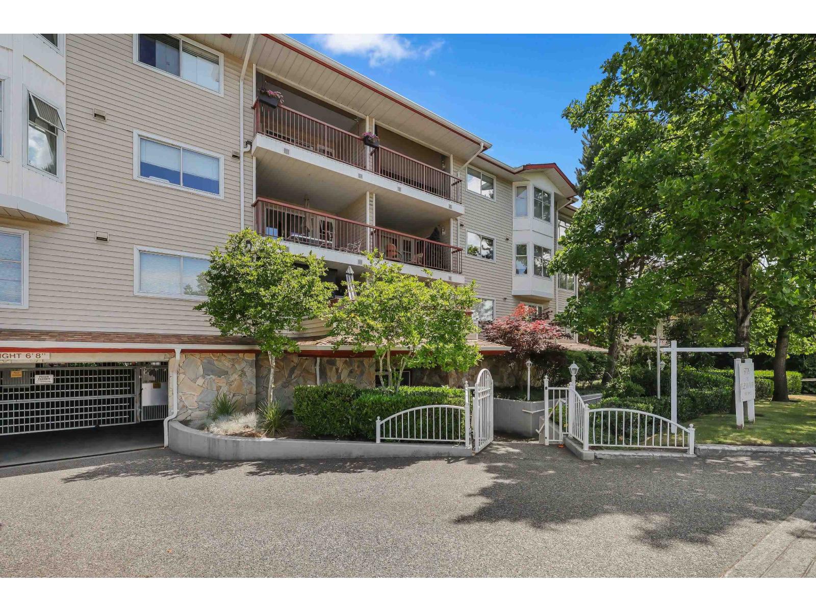 106 5776 200 STREET, Langley, British Columbia