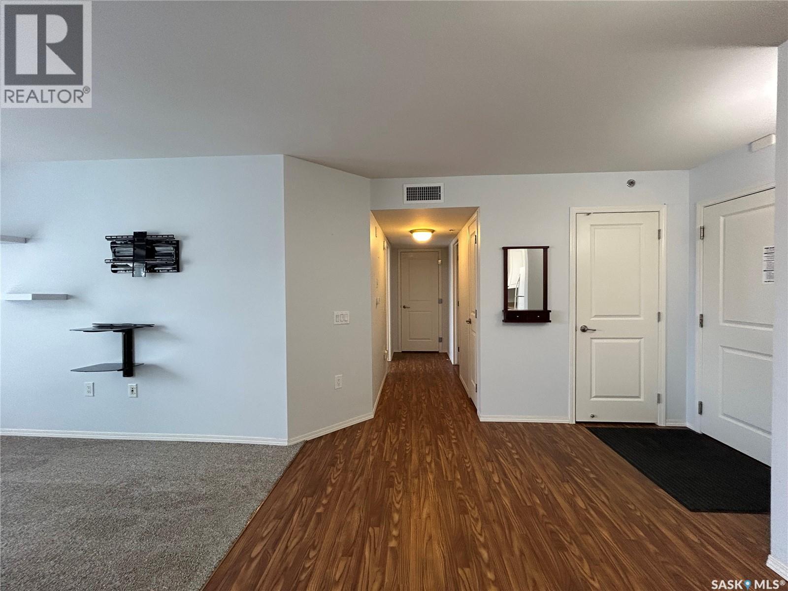 402 910 Main Street, Humboldt, Saskatchewan  S0K 2A0 - Photo 11 - SK026726