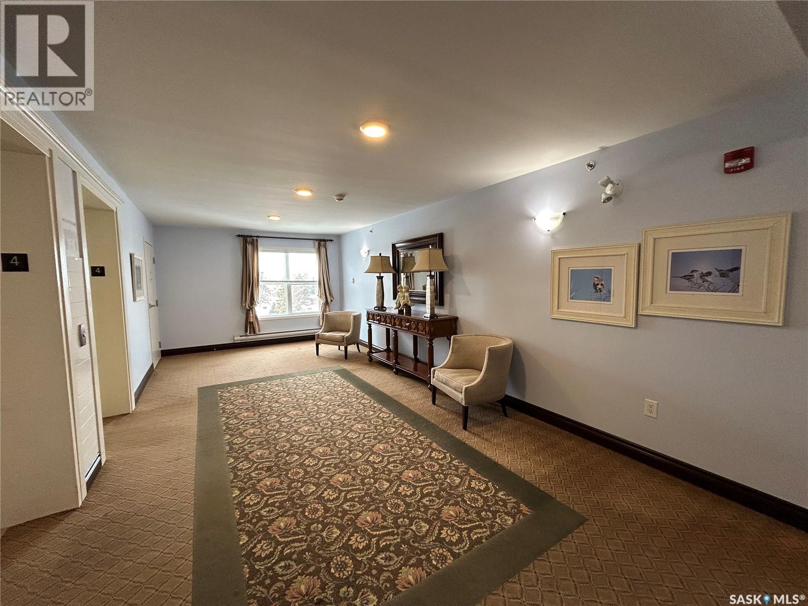 402 910 Main Street, Humboldt, Saskatchewan  S0K 2A0 - Photo 3 - SK026726