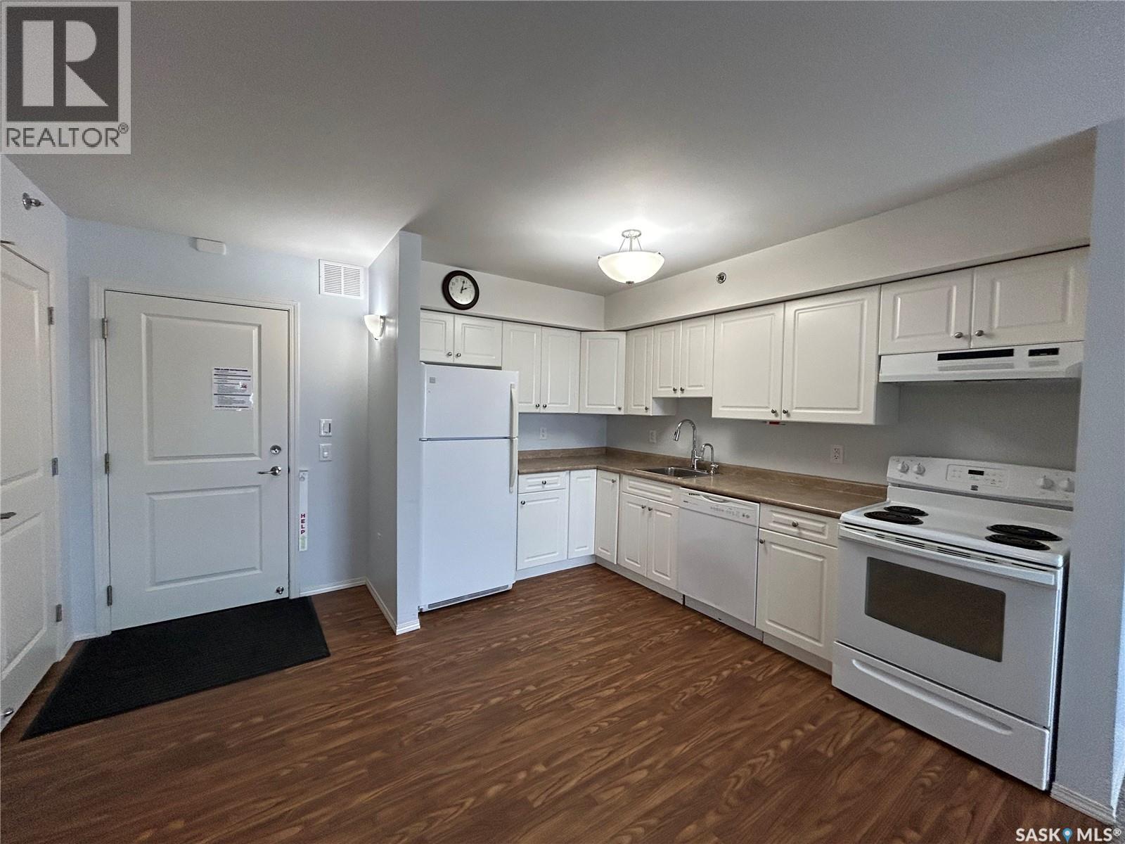 402 910 Main Street, Humboldt, Saskatchewan  S0K 2A0 - Photo 5 - SK026726