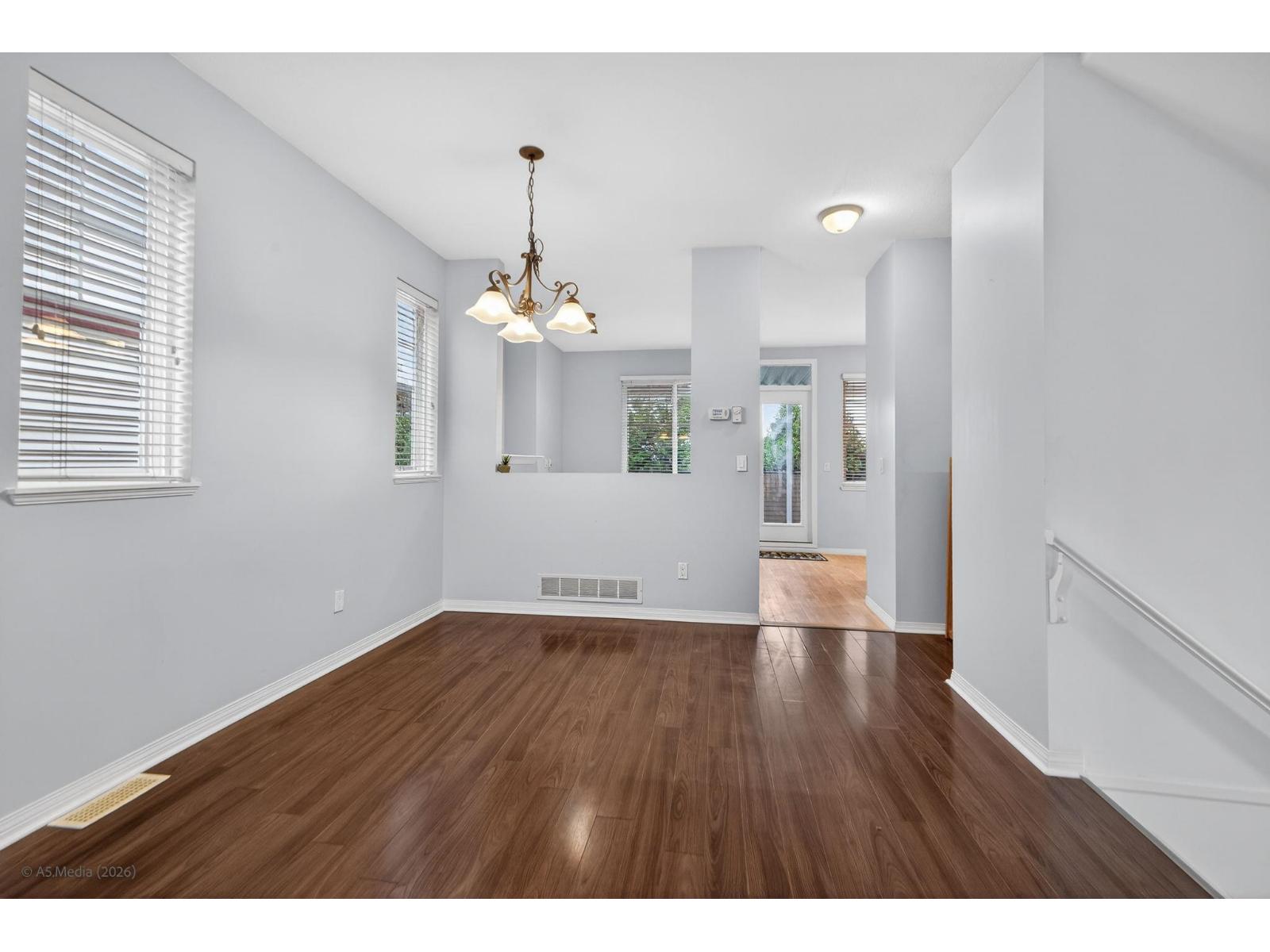 14896 56a Avenue, Surrey, British Columbia  V3S 8X1 - Photo 7 - R3079072