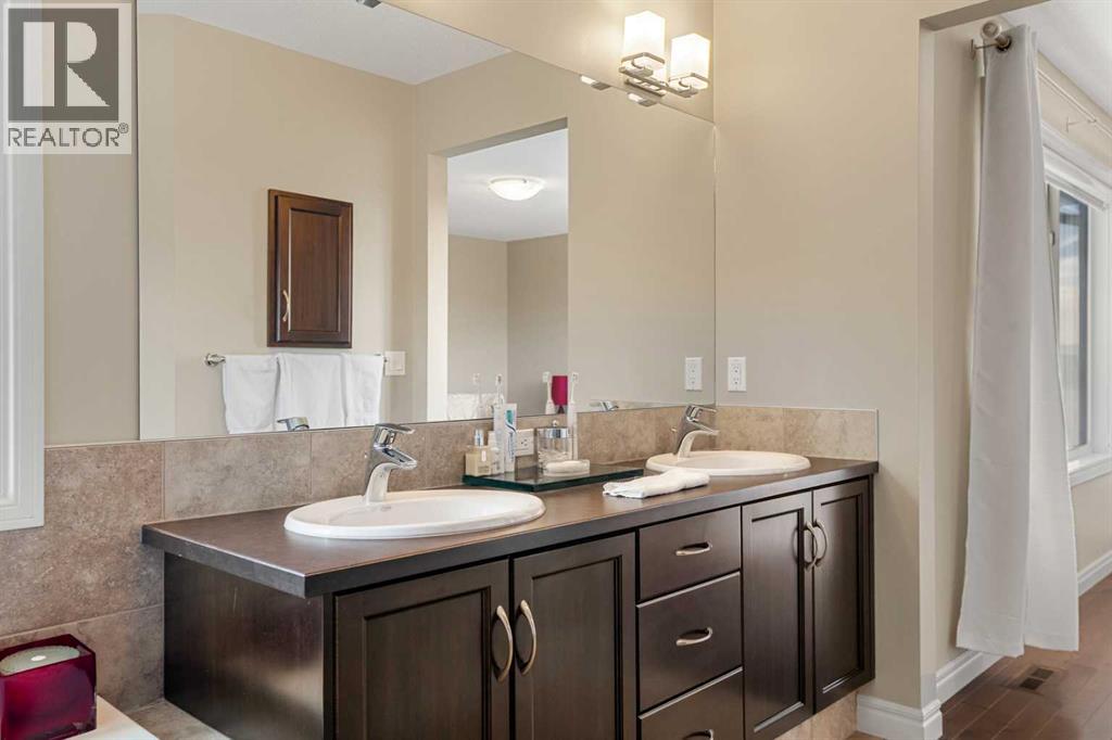 48 Evanswood Circle Nw, Calgary, Alberta  T3P 0K1 - Photo 21 - A2277060