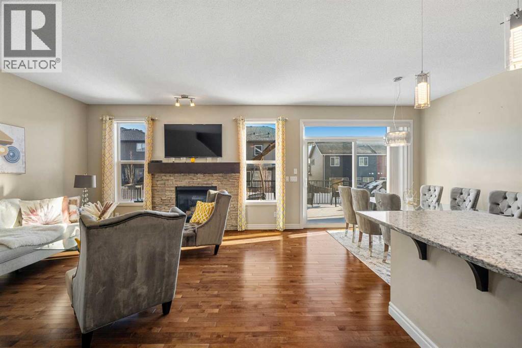 48 Evanswood Circle Nw, Calgary, Alberta  T3P 0K1 - Photo 4 - A2277060