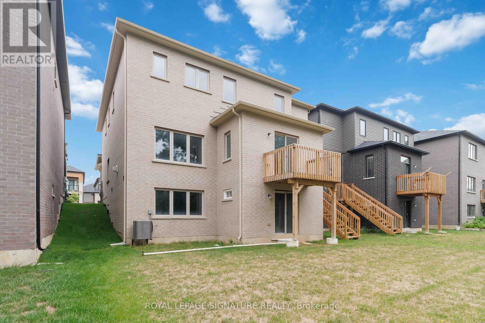 29 Stauffer Road, Brantford, Ontario  N3V 0B2 - Photo 3 - X12692492