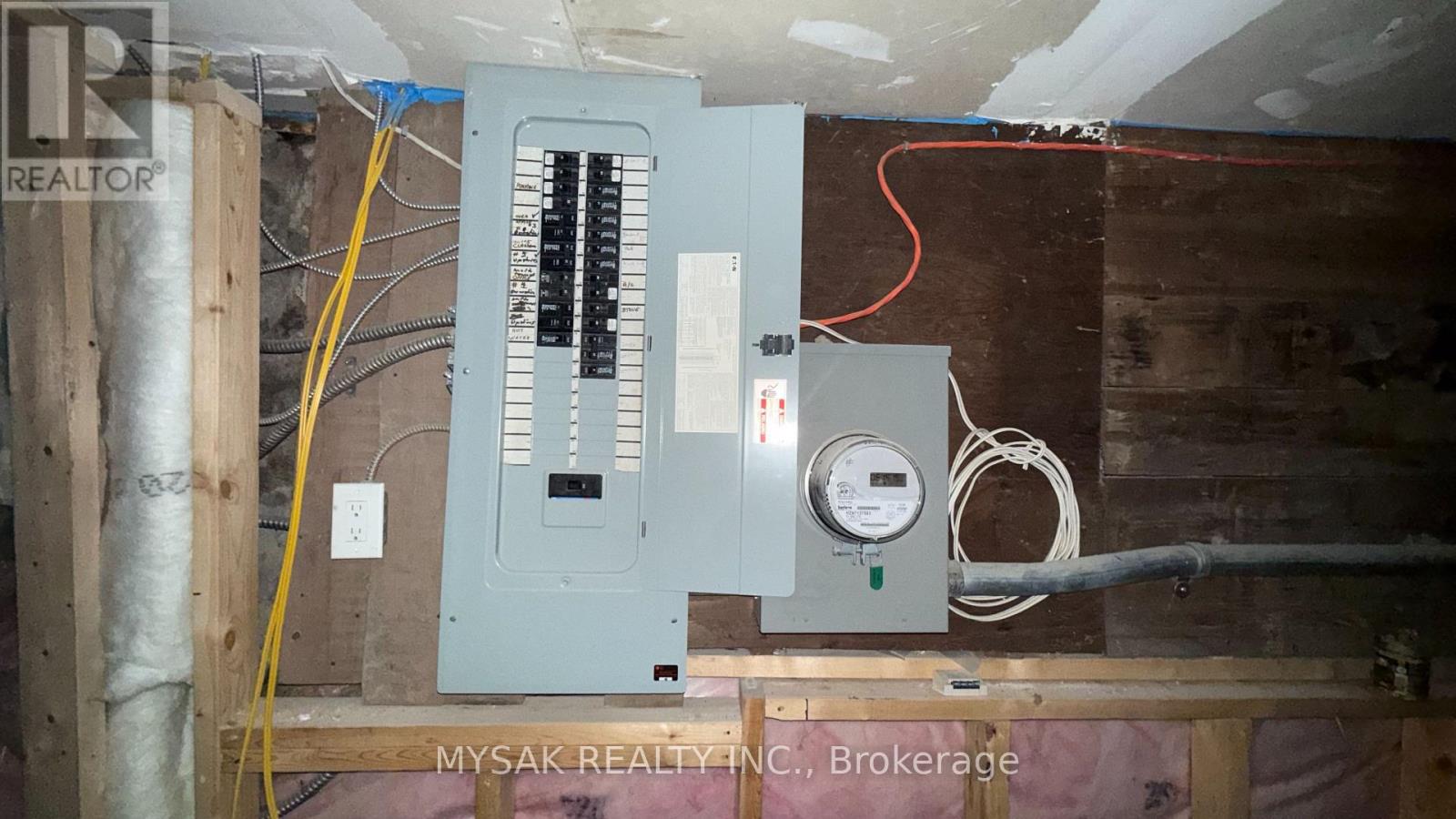 7 King Street, St. Catharines, Ontario  L2R 5H9 - Photo 16 - X12692538