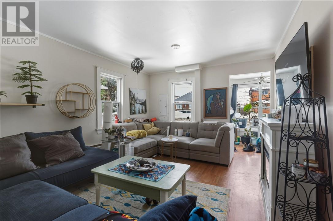 58 Tuddenham Avenue, Sudbury, Ontario  P3C 3G3 - Photo 2 - 2126066