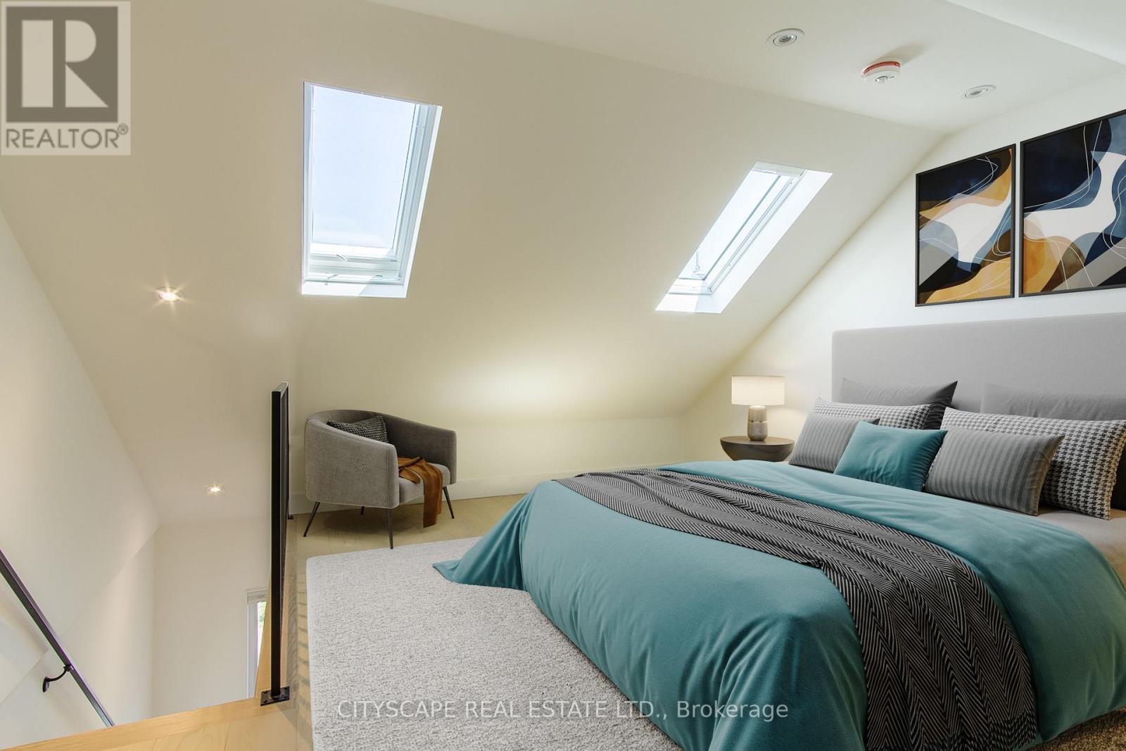 Upper - 98 Manning Avenue, Toronto, Ontario  M6J 2K5 - Photo 4 - C12692632