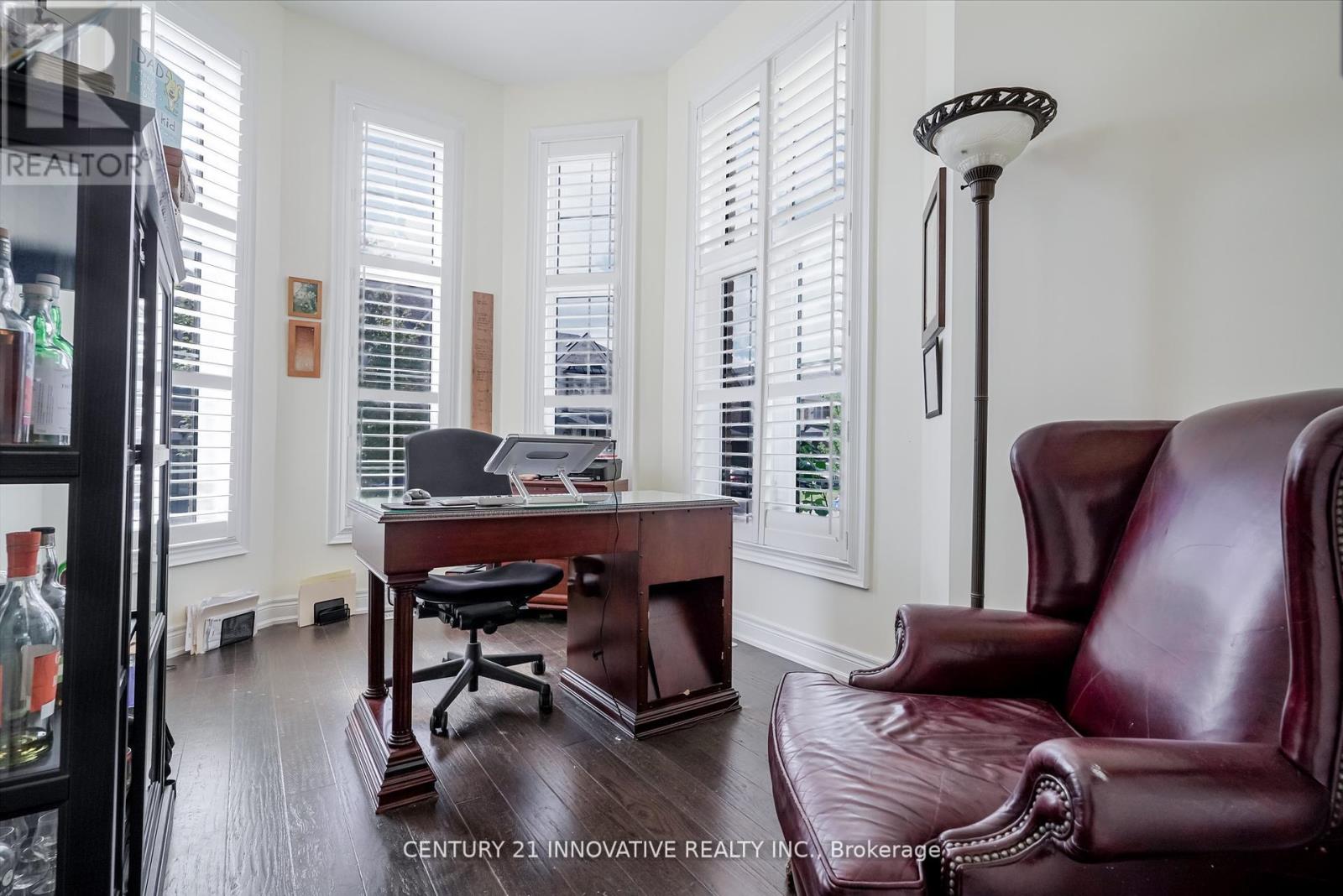 94 Brabin Circle, Whitby, Ontario  L1P 0C1 - Photo 5 - E12691856