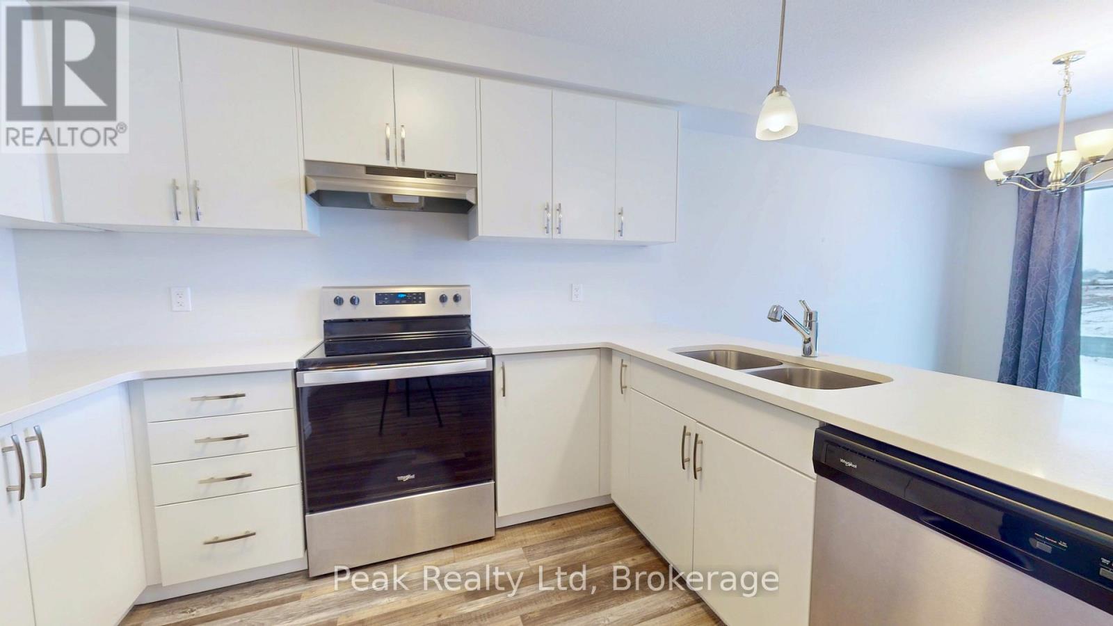 328 Bradshaw Drive, Stratford, Ontario  N5A 0K2 - Photo 2 - X12692762