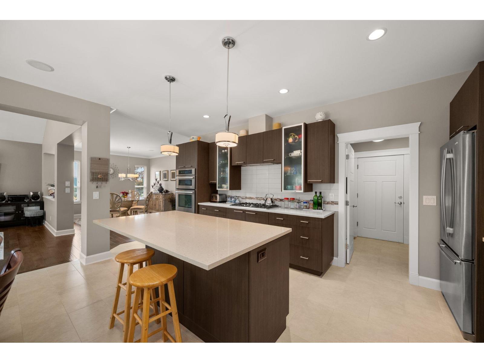 1085 King George Boulevard, Surrey, British Columbia  V4A 9S7 - Photo 17 - R3079117