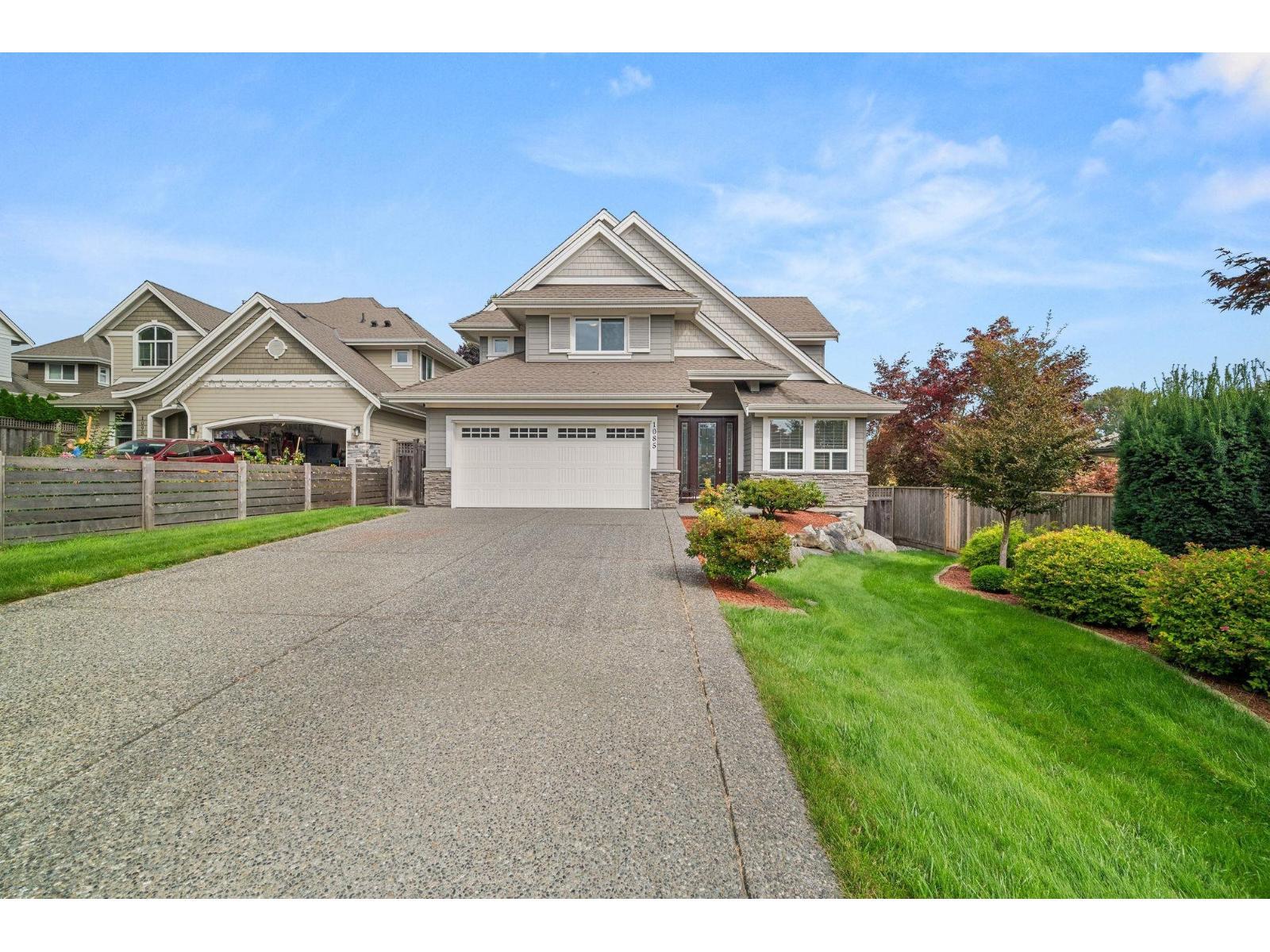 1085 King George Boulevard, Surrey, British Columbia  V4A 9S7 - Photo 3 - R3079117