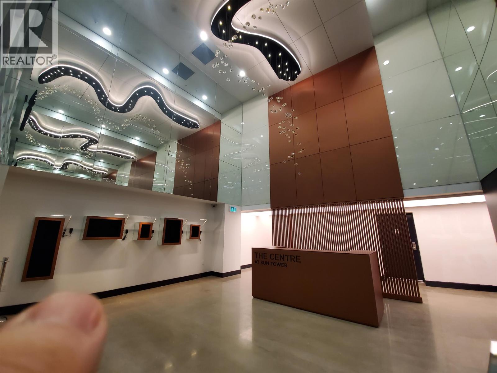 511 6378 Silver Avenue, Burnaby, British Columbia  V5H 0J2 - Photo 2 - C8075037