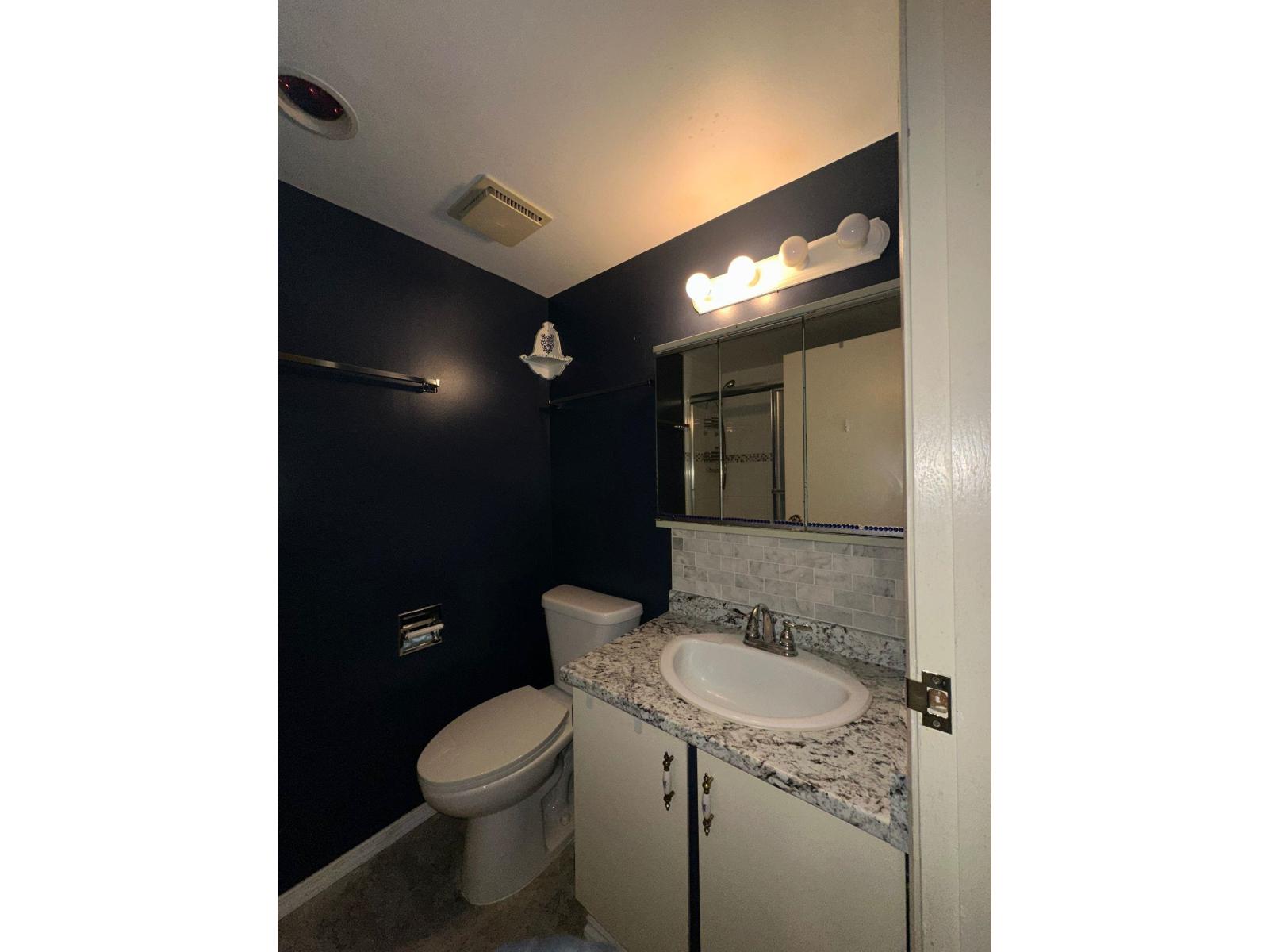 306 1526 George Street, White Rock, British Columbia  V4B 4A5 - Photo 12 - R3077036