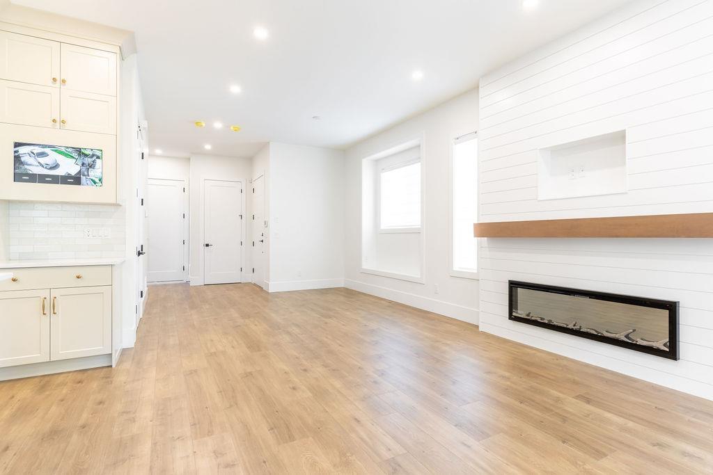 7028 205 Street, Langley, British Columbia  V2Y 1S9 - Photo 12 - R3072961