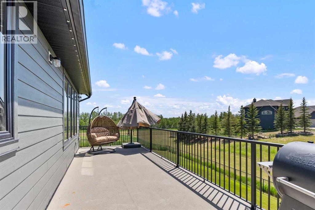32 Monterra Landing, Rural Rocky View County, Alberta  T4C 0G8 - Photo 15 - A2276255