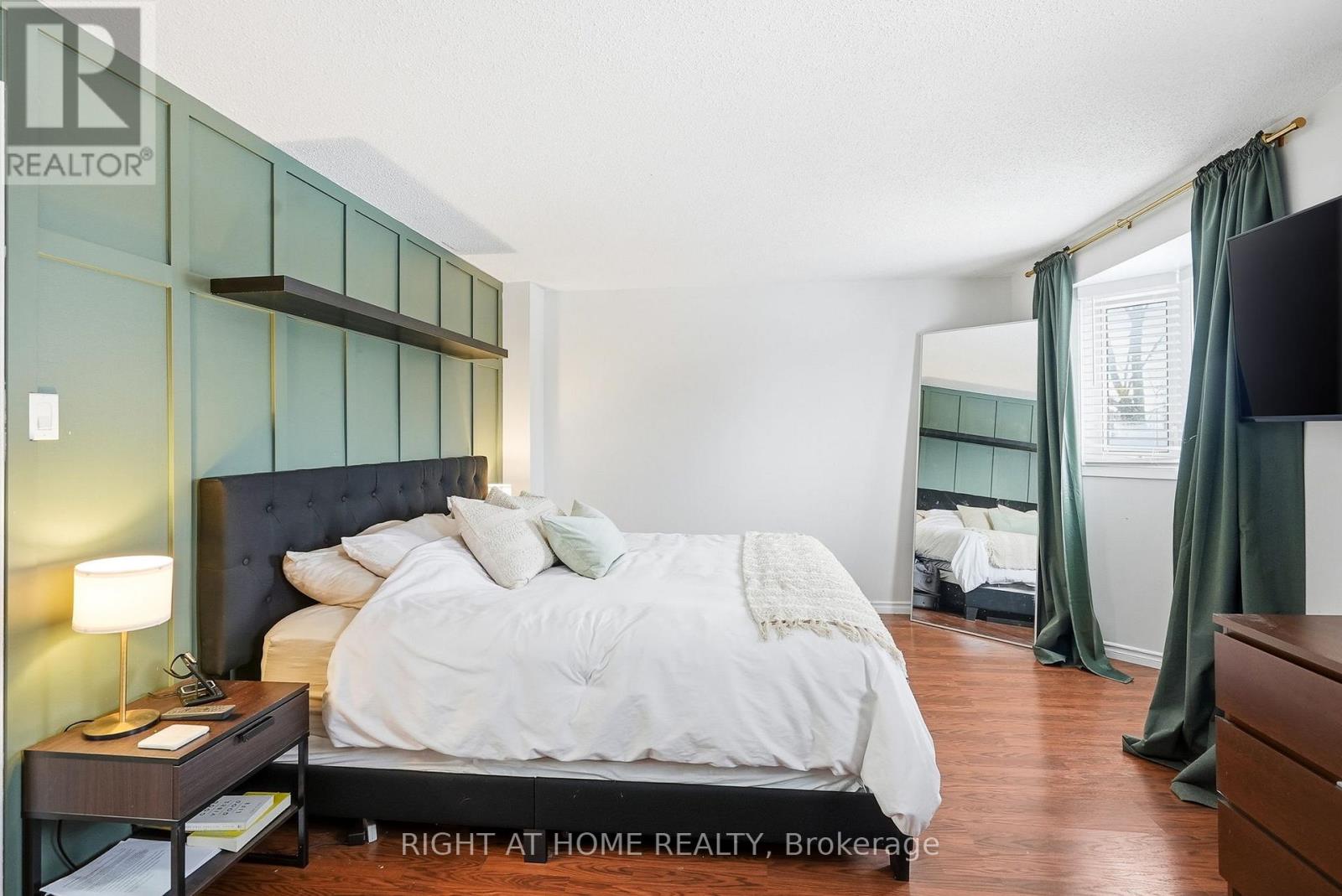 1633 Lafrance Drive, Ottawa, Ontario  K1E 2L7 - Photo 13 - X12692702