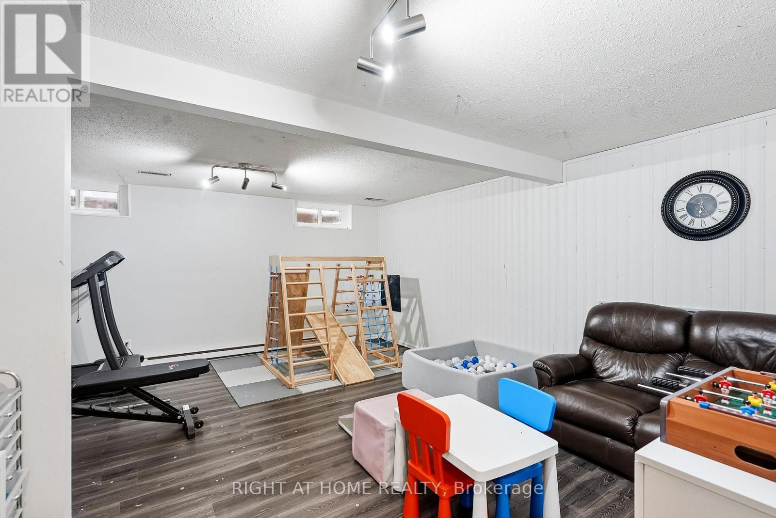 1633 Lafrance Drive, Ottawa, Ontario  K1E 2L7 - Photo 20 - X12692702