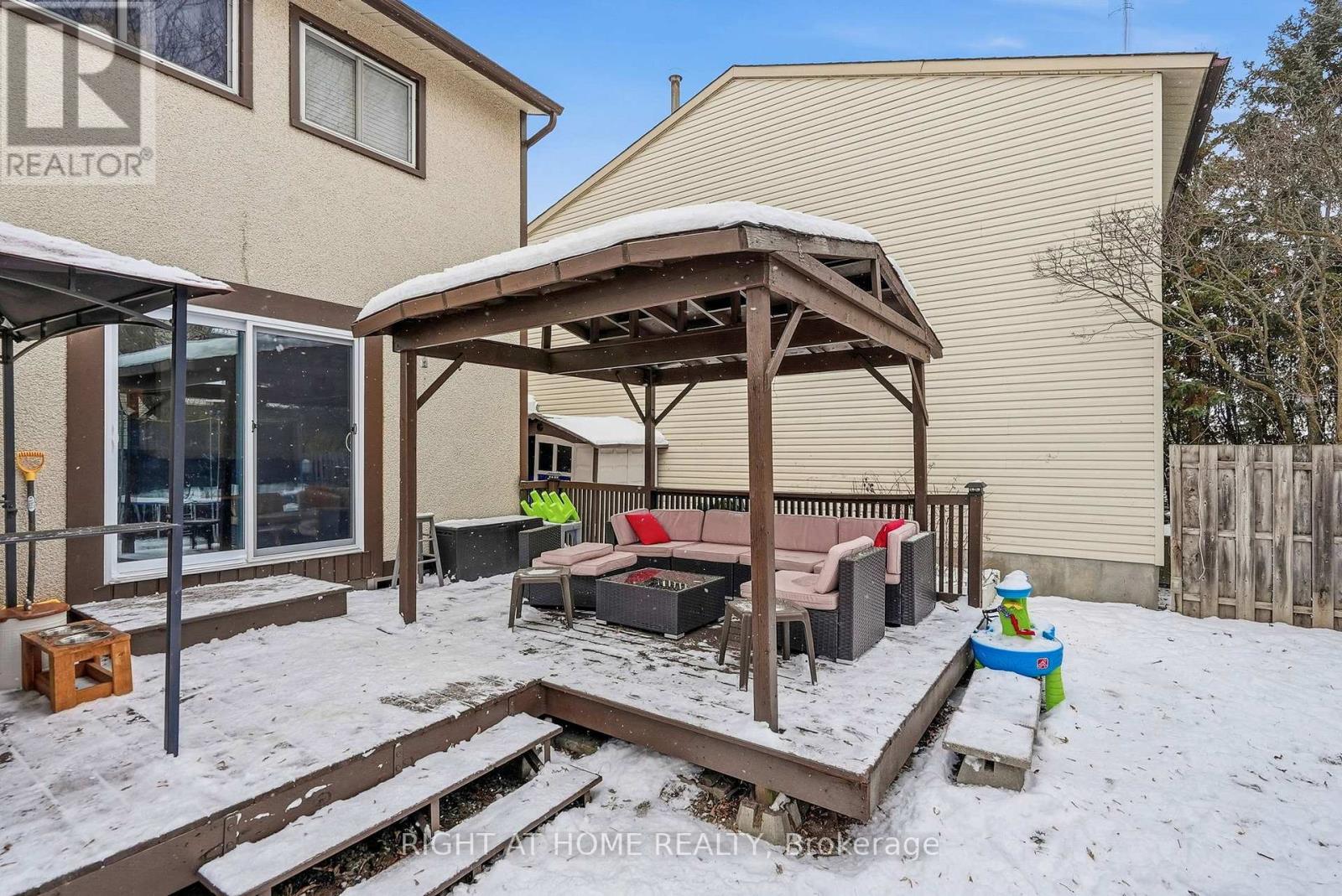 1633 Lafrance Drive, Ottawa, Ontario  K1E 2L7 - Photo 21 - X12692702