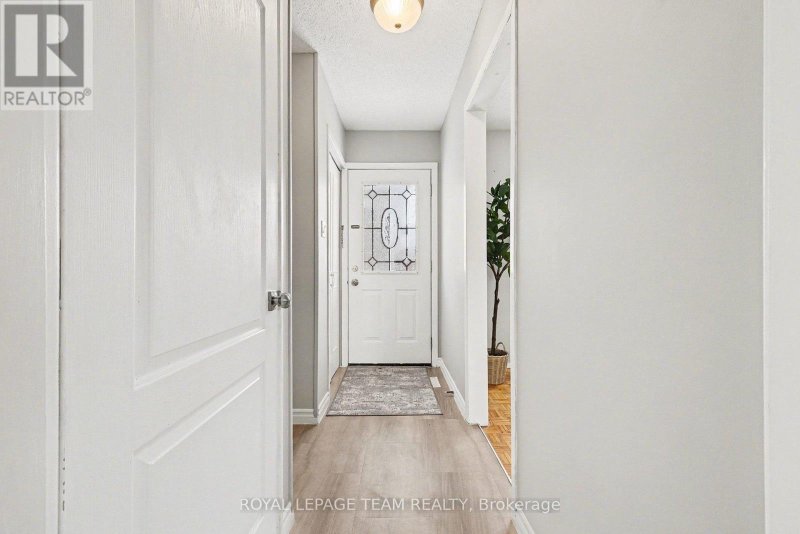 10 - 105 Parkinson Street, North Grenville, Ontario  K0G 1J0 - Photo 5 - X12692720