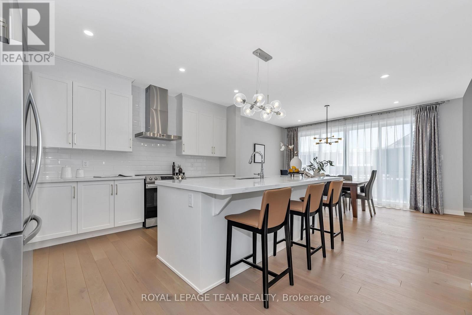 279 Ketchikan Crescent, Ottawa, Ontario  K2T 0S2 - Photo 8 - X12692810