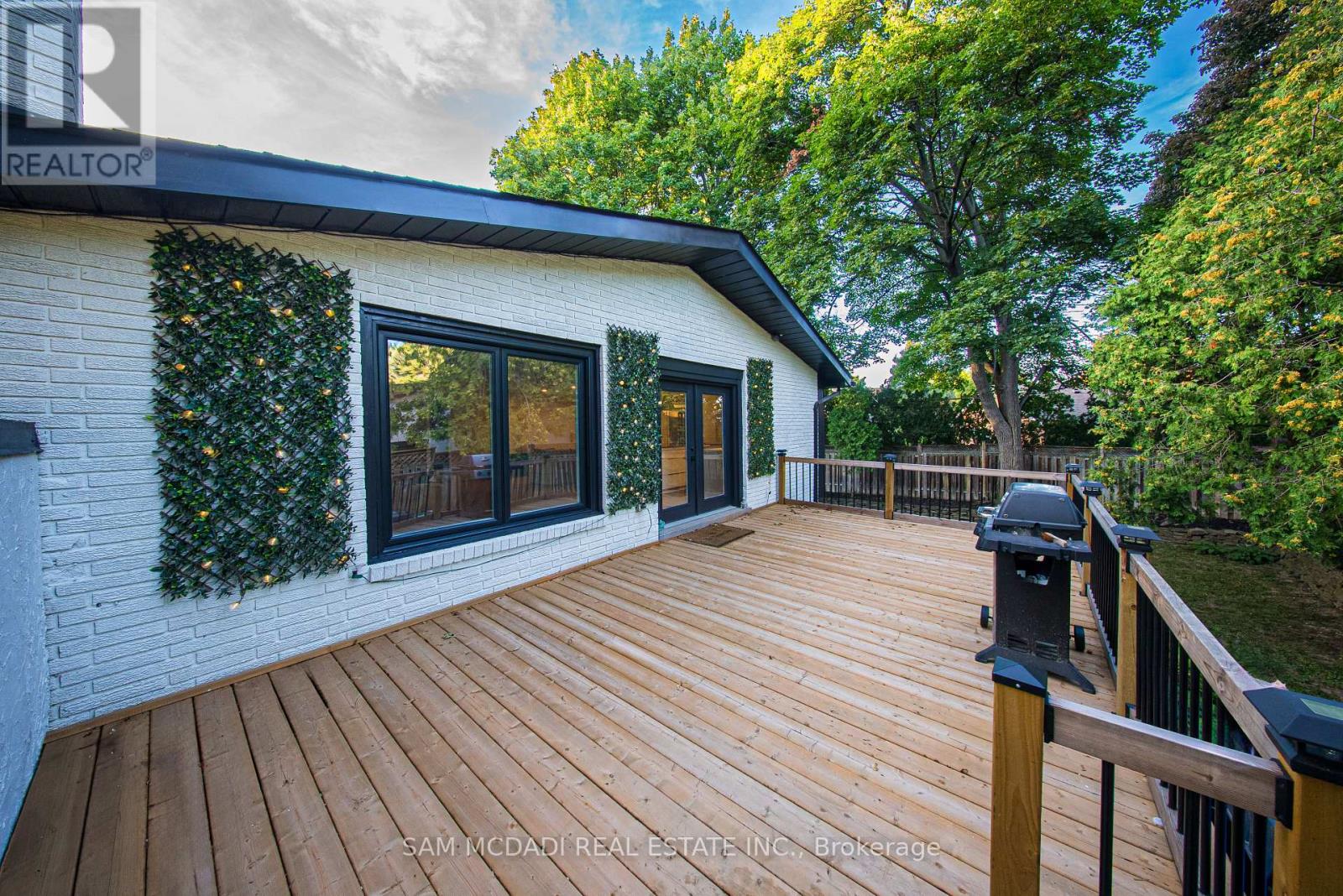 625 Sir Richard's Road, Mississauga, Ontario  L5C 1A3 - Photo 38 - W12691284