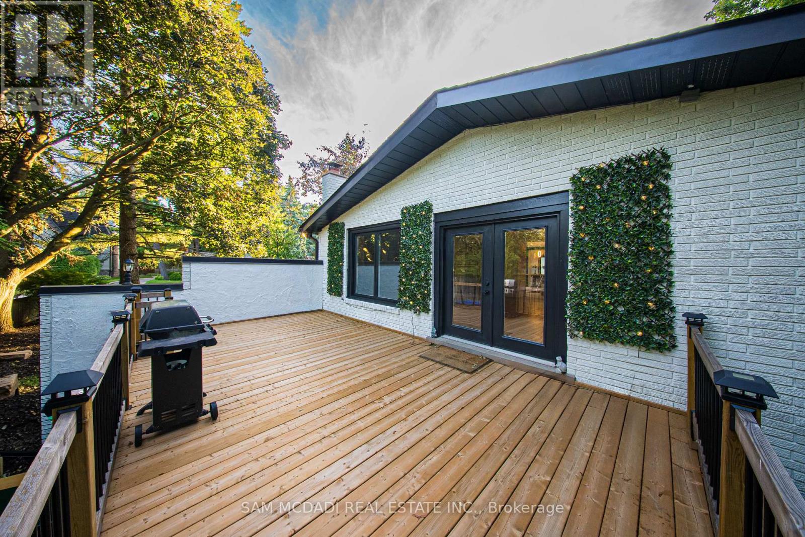 625 Sir Richard's Road, Mississauga, Ontario  L5C 1A3 - Photo 39 - W12691284