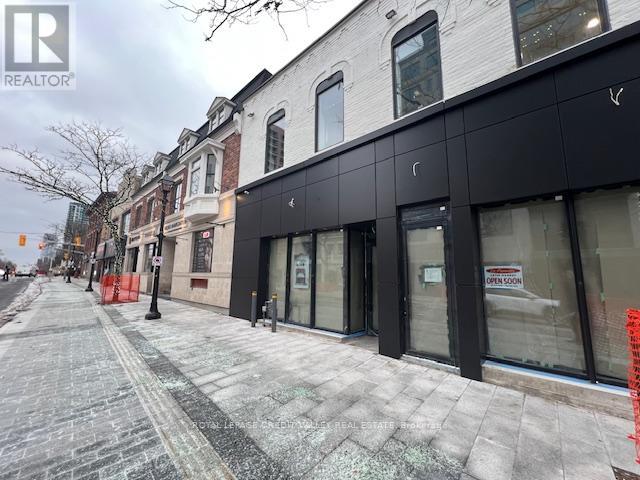 39 Queen Street E, Brampton (Downtown Brampton), Ontario  L6W 2A7 - Photo 3 - W12691768