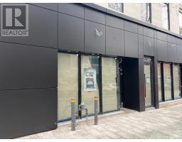 39 QUEEN STREET E, Brampton, Ontario