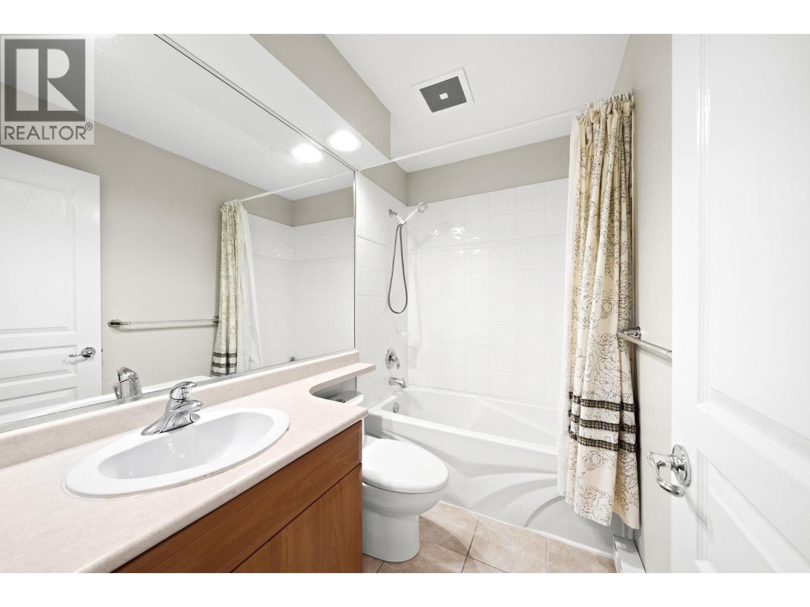 10 2351 Parkway Boulevard, Coquitlam, British Columbia  V3E 3P2 - Photo 23 - R3079082