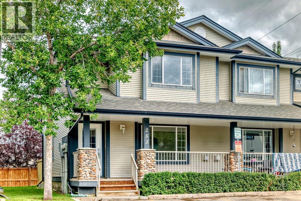 252 Stonemere Place, Chestermere, Alberta  T1X 1N0 - Photo 3 - A2278974