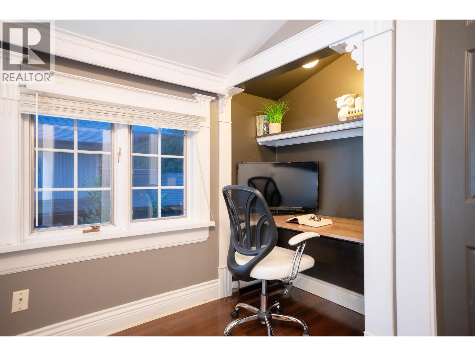 124 Sixth Avenue, New Westminster, British Columbia  V3L 1T4 - Photo 34 - R3079045