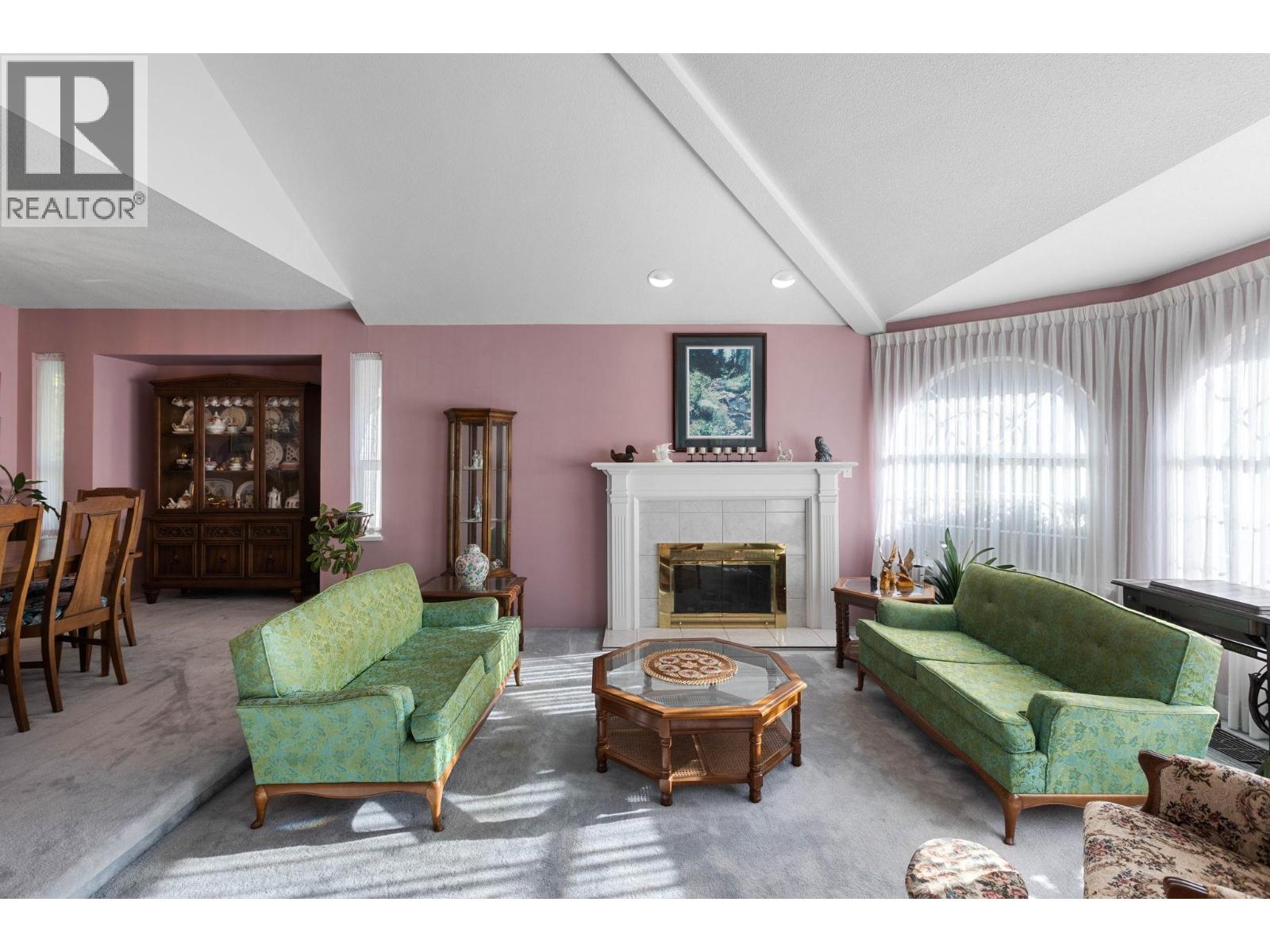 2826 Thimbleberry Court, Coquitlam, British Columbia  V3E 2T3 - Photo 3 - R3079047