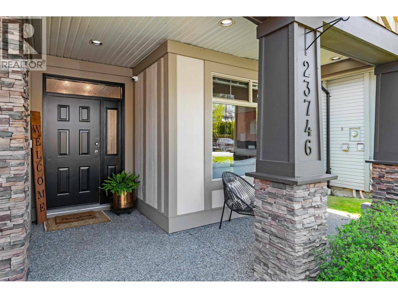 23746 110 Avenue, Maple Ridge, British Columbia  V2W 1E7 - Photo 4 - R3079052