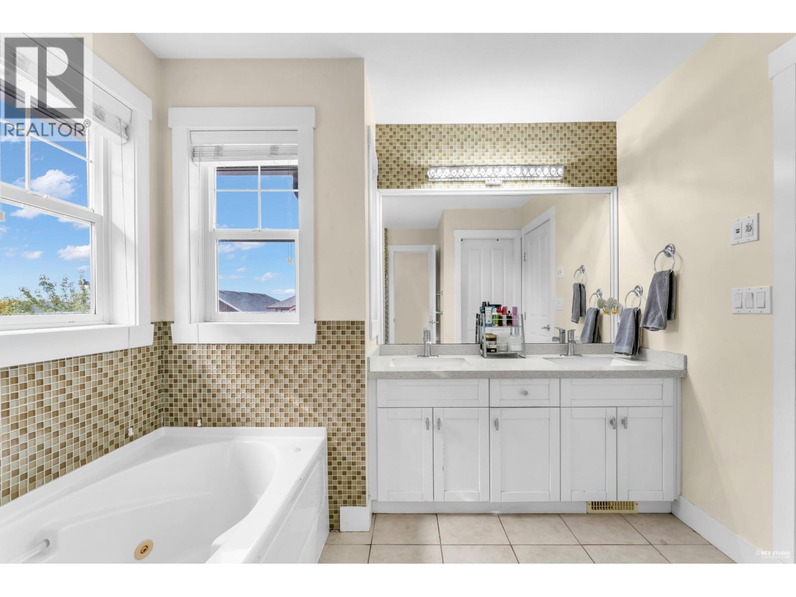 10322 243a Street, Maple Ridge, British Columbia  V2W 2C7 - Photo 20 - R3079096