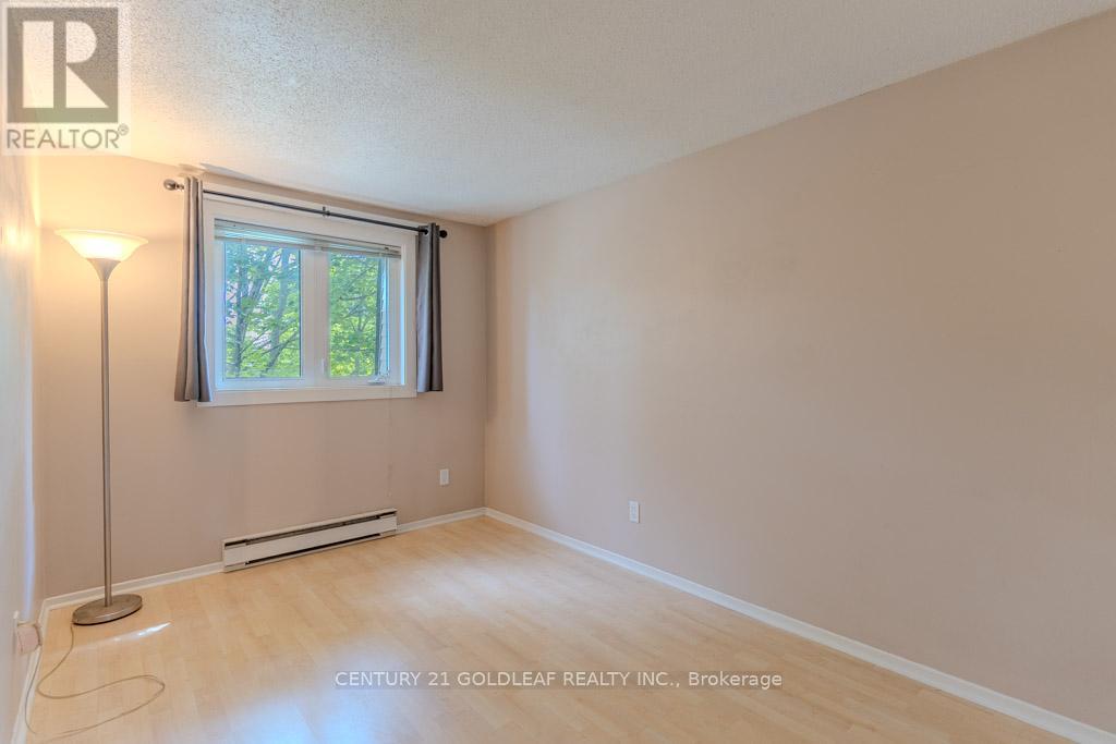 11 - 1342 Cedarcroft Crescent, Ottawa, Ontario  K1B 5C8 - Photo 32 - X12688220