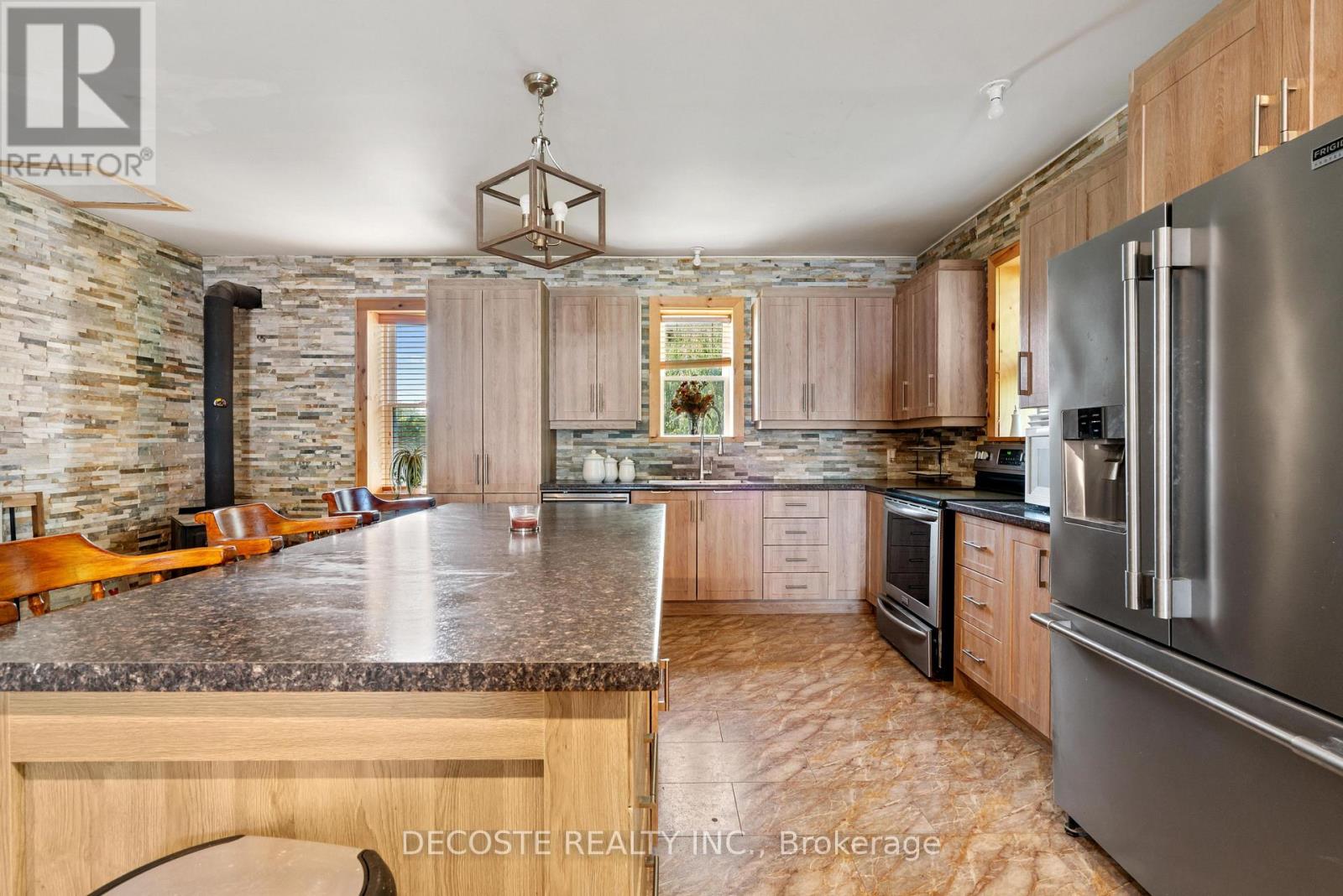 1 Mechanic Street E, North Glengarry, Ontario  K0C 1T0 - Photo 20 - X12692726