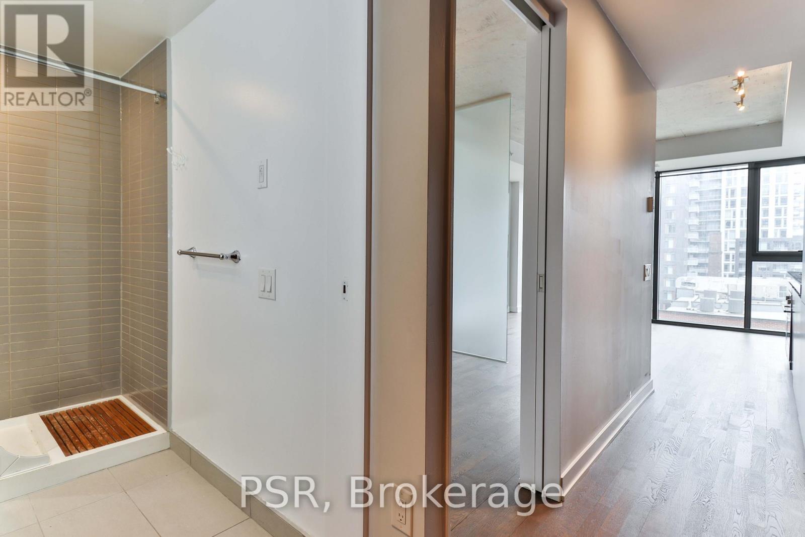 627 - 629 King Street W, Toronto, Ontario  M5V 0G9 - Photo 1 - C12692728