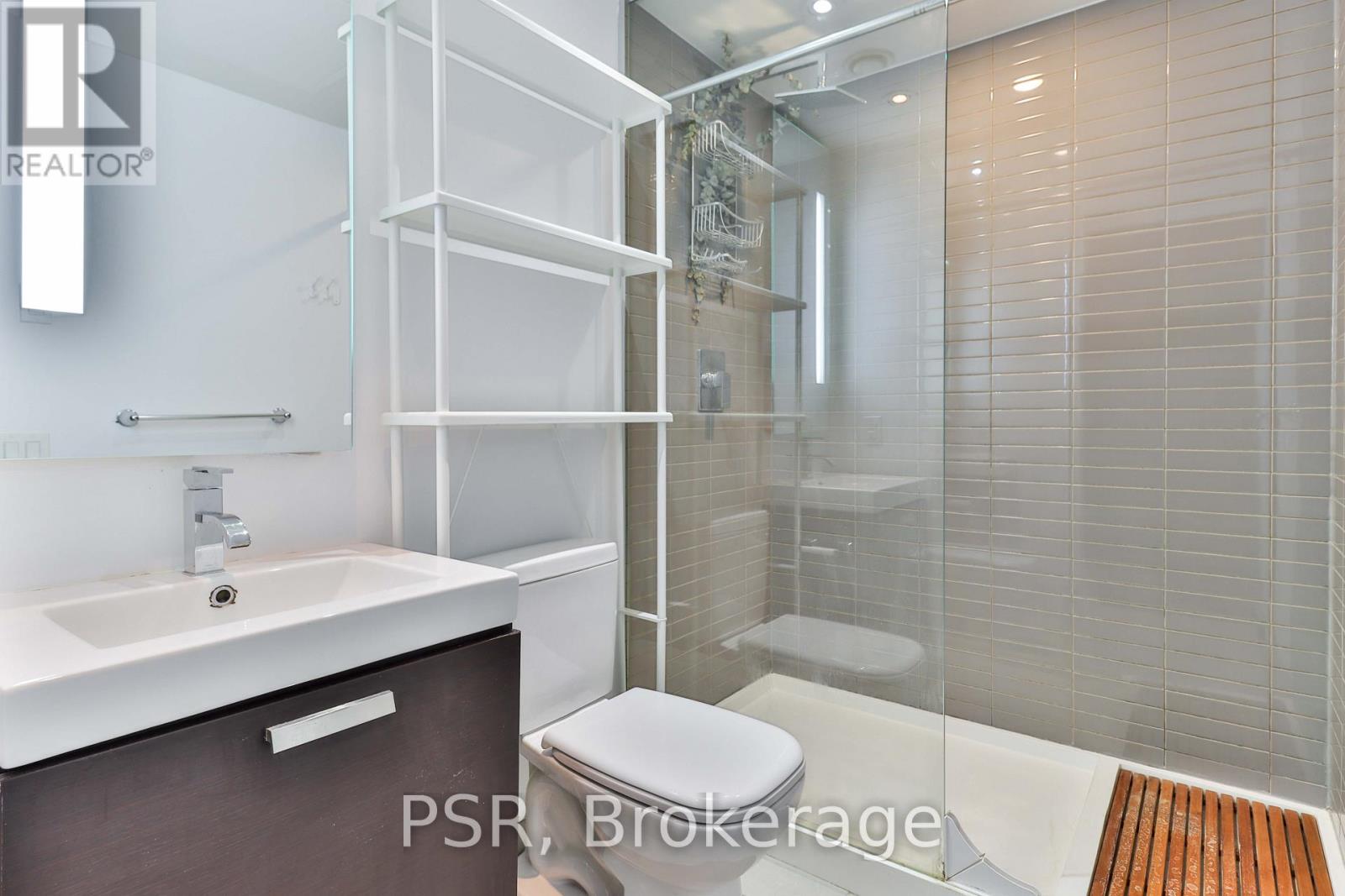 627 - 629 King Street W, Toronto, Ontario  M5V 0G9 - Photo 2 - C12692728