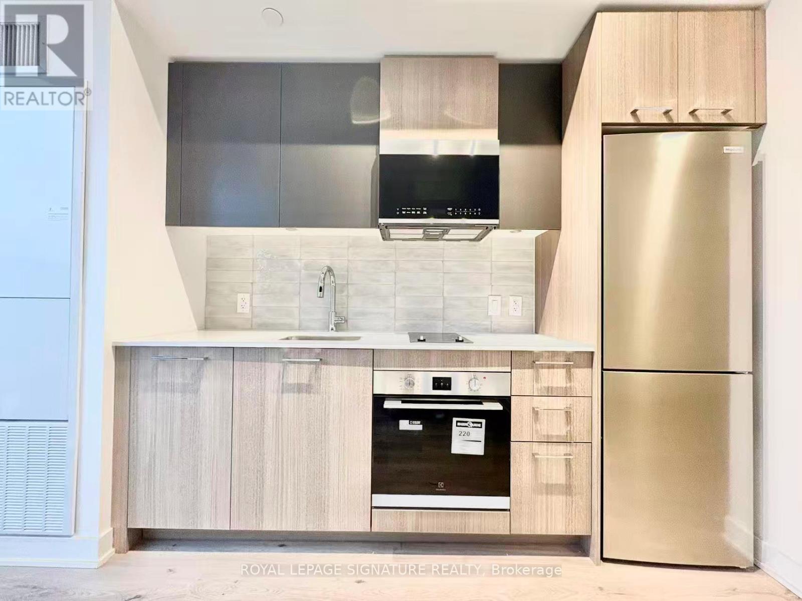 0231 - 30 Dreamers Way, Toronto, Ontario  M5A 0Y7 - Photo 6 - C12692750