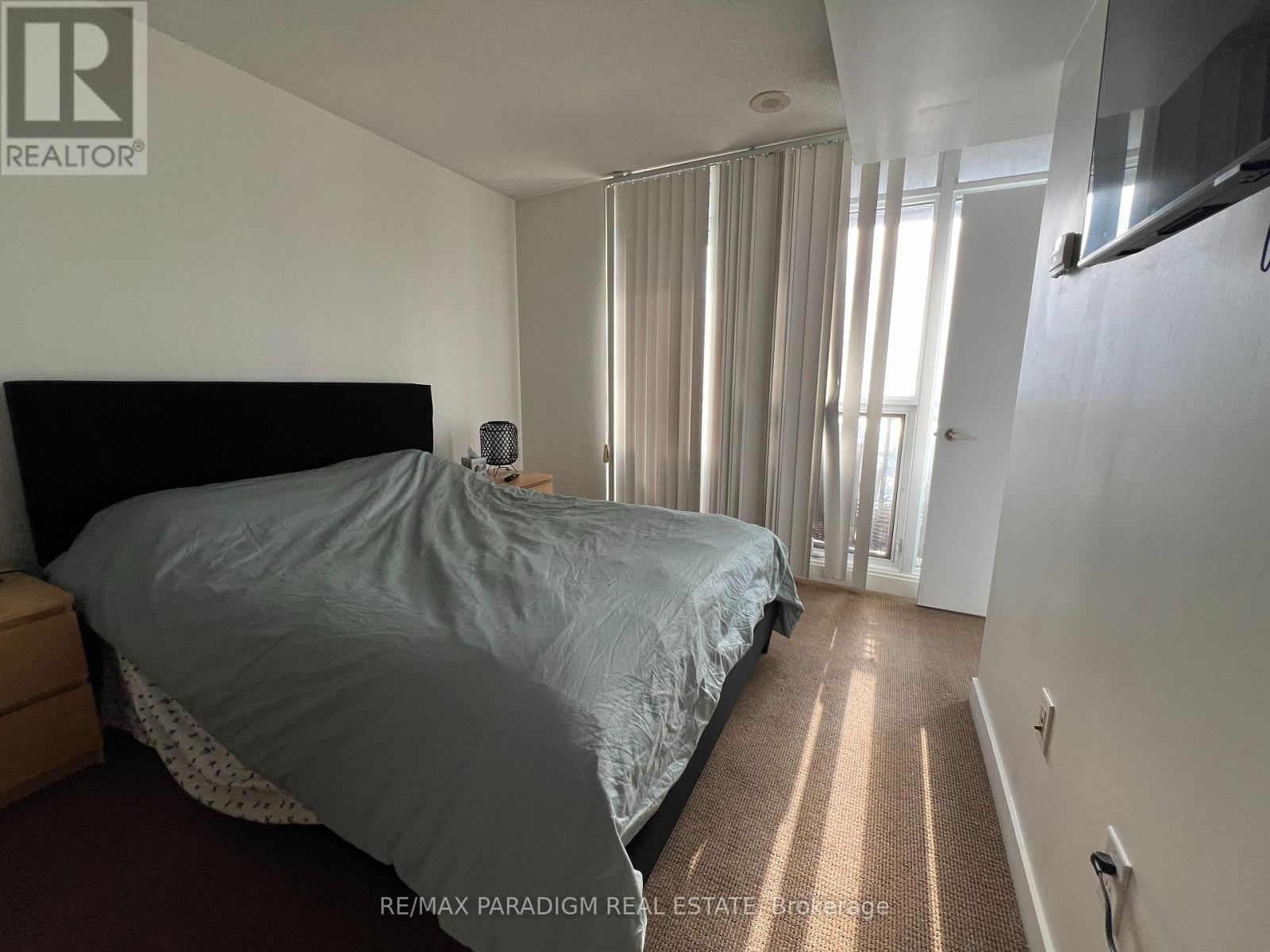 2509 - 25 Capreol Court, Toronto, Ontario  M5V 3Z7 - Photo 6 - C12692776