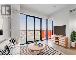 1805 - 215 QUEEN STREET W, Toronto, Ontario