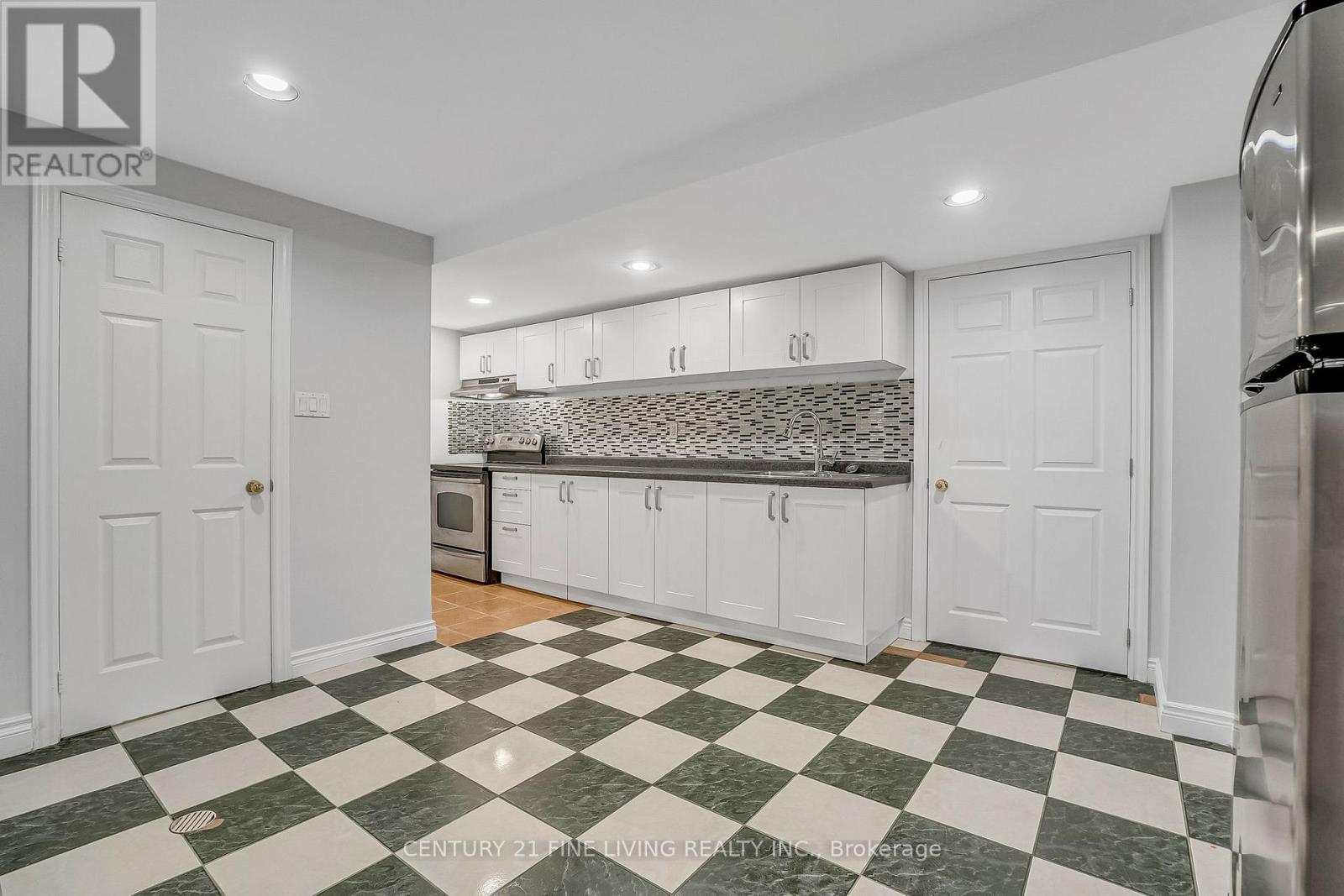 140 Bathgate Drive, Toronto, Ontario  M1C 1T5 - Photo 38 - E12692704