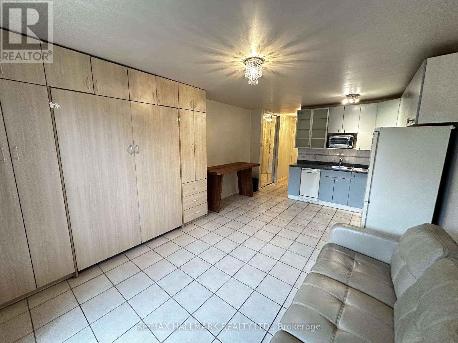 107 - 123 Woodbine Avenue, Toronto, Ontario  M4L 3V8 - Photo 4 - E12692716