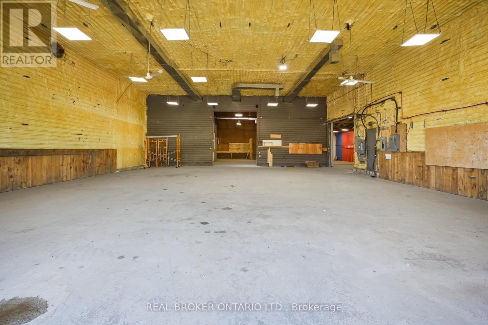 - Barn - 1153 Canal Road, Bradford West Gwillimbury (Bradford), Ontario  L3Z 4E2 - Photo 17 - N12692772