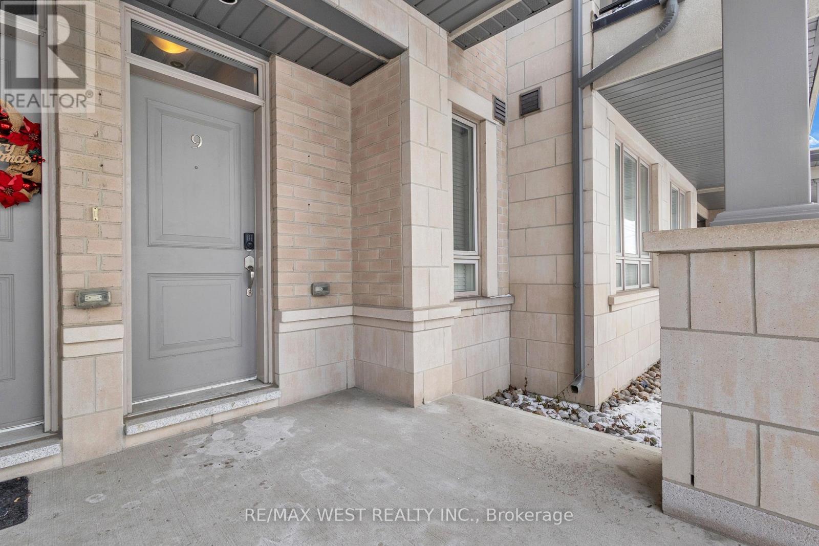 9 - 9601 Jane Street, Vaughan, Ontario  L6A 4G5 - Photo 5 - N12692802