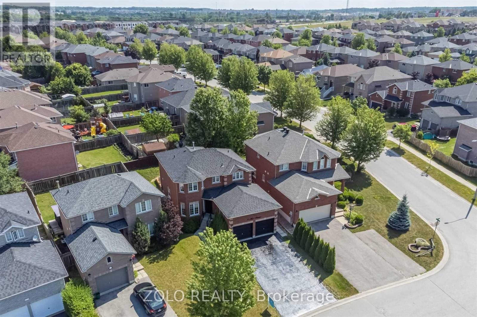 Lower - 6 Max Avenue, Barrie, Ontario  L4N 0X9 - Photo 2 - S12692806