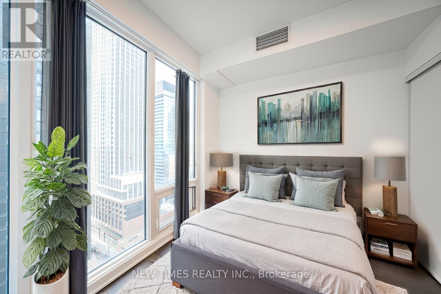 2102 - 125 Blue Jays Way, Toronto, Ontario  M5V 0N5 - Photo 4 - C12683136