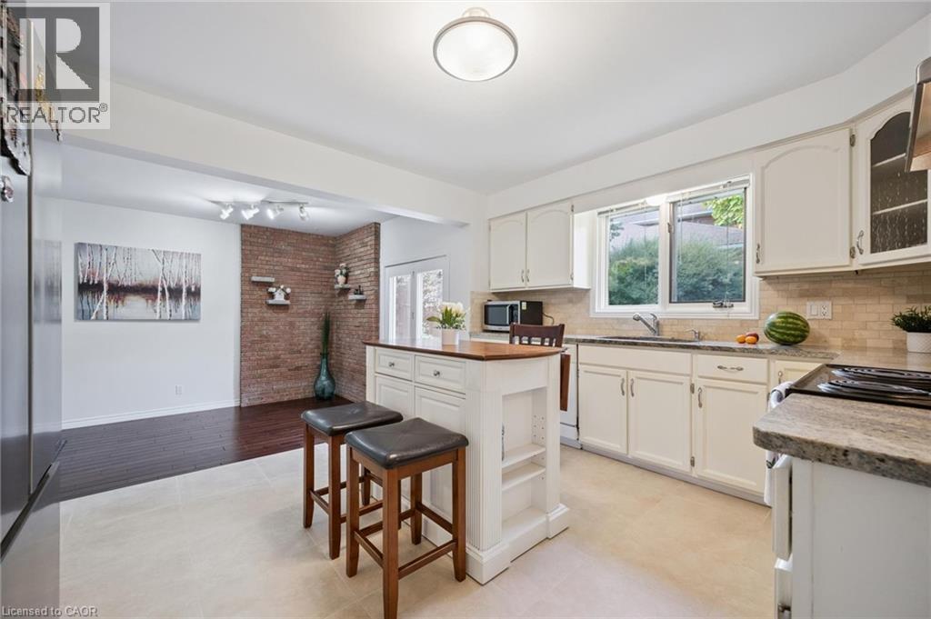 599 Beechwood Drive, Waterloo, Ontario  N2T 1Z4 - Photo 14 - 40798306